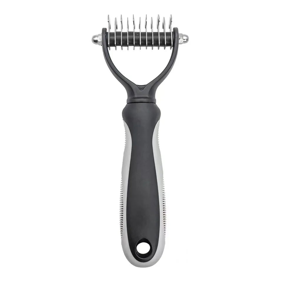 Brosse professionnelle pour éliminer les poils de chien